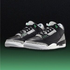 Mint green 3s 9/10 condition 🔥🔥